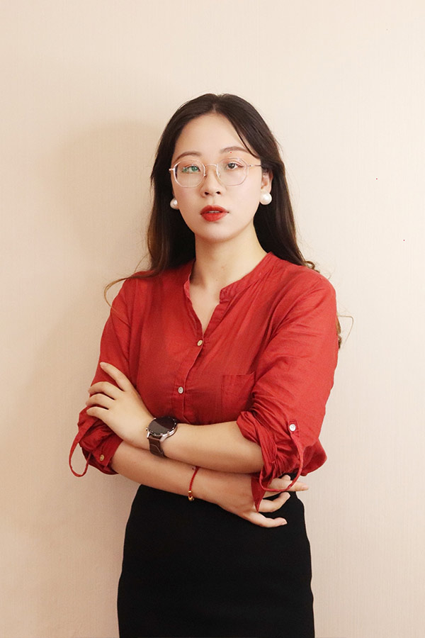 商南张治华 本科学历，毕业于陕西师范大学
