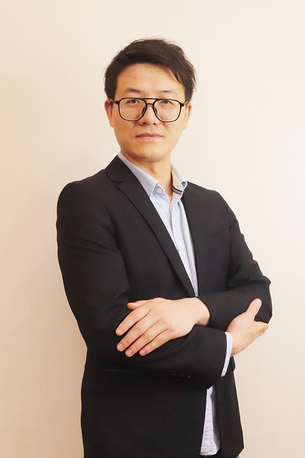 商南李林科 本科学历,毕业于西安石油大学